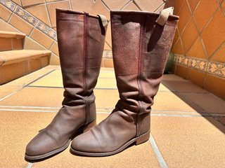 Botas Valverde del Camino a mano