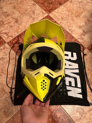 Casco Raven talla s