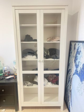 Vitrino de cristal y madera blanco Ikea