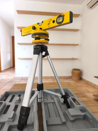 Nivel láser con trípode Coffret niveau laser 40 cm