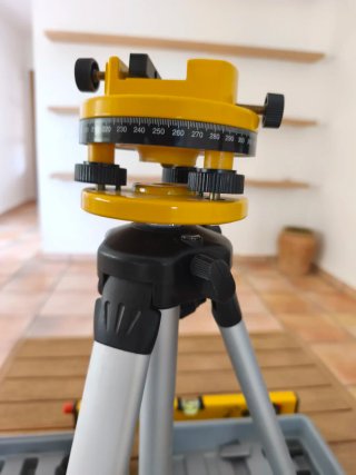 Nivel láser con trípode Coffret niveau laser 40 cm