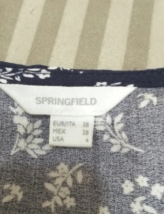 Blusa Springfield manga larga floral talla M