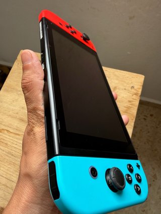 Nintendo Switch Azul y Rojo