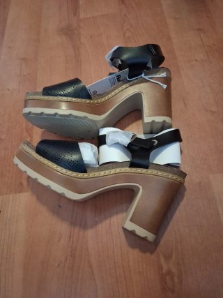 Sandalias plataforma mujer Talla 39 sin estrenar