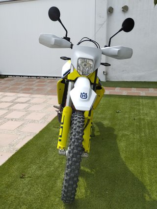 Husqvarna 701 Enduro 2024