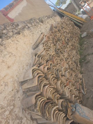 Tejas antiguas de barro