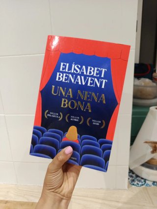 Una nena bona