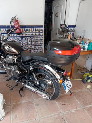 Soporte y Top Case Royal Enfield Classic 650