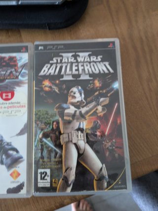 Consola PSP con 2 juegos
