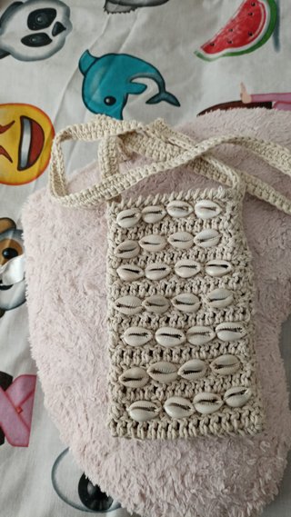 Bolso Crochet Beige con Conchas