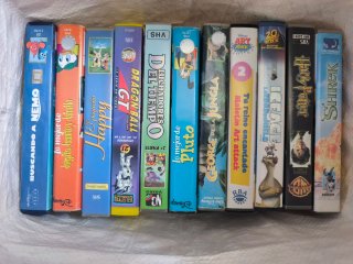 Lotto di 32 film VHS Disney e altri temi. Solo vendita nelle Canarie