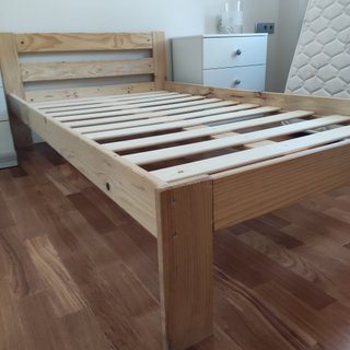 Cama + Colchón 105 cm Marca Lufe