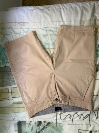 Pantalón beige
