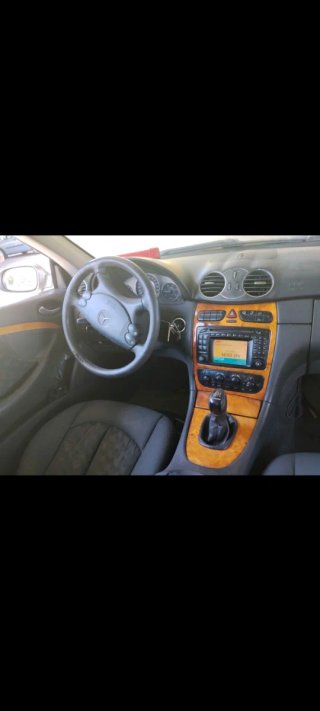Mercedes-Benz  CLK 2004