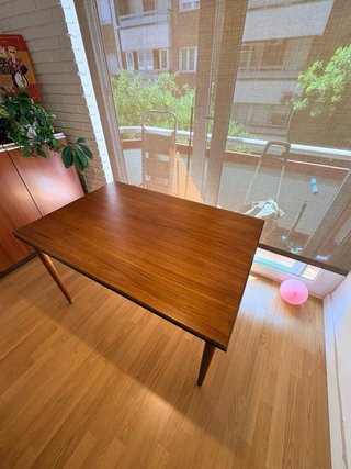Mesa comedor danesa madera años 60
