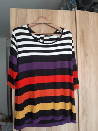 Camiseta de rayas multicolor