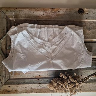 Corpiño antiguo blanco con encaje