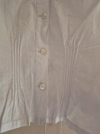 Corpiño antiguo blanco con encaje