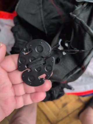 Funda de camión negra con logo