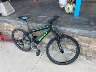 Bicicleta B Pro Negra y Verde