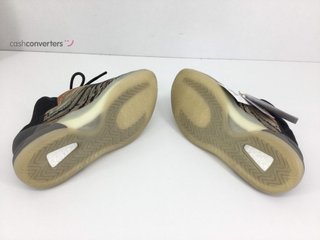 zapatillas adidas