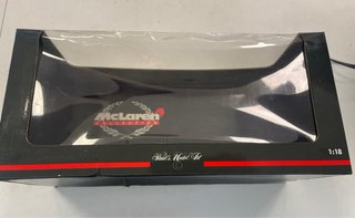 Modellino McLaren GTR 1:18 le mans winner