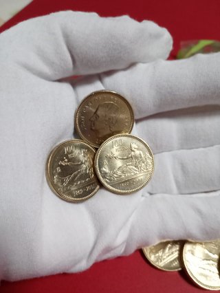 10 M. de 100 Ptas. 2001 Antiguas NUEVAS.