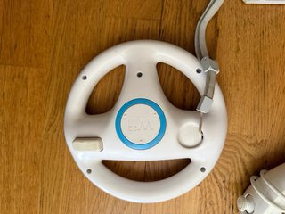Nintendo Wii + Volante Blanco