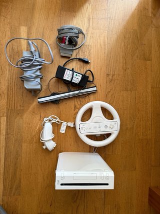 Nintendo Wii + Volante Blanco