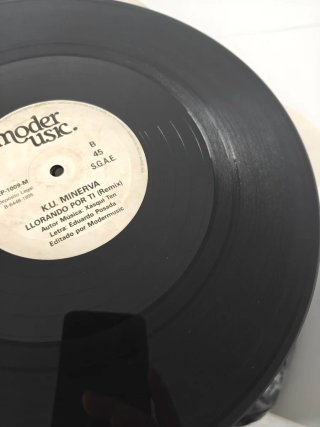 LP K.U. Minerva Crying For You