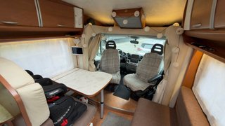 Autocaravana Elnagh perfilada