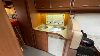 Autocaravana Elnagh perfilada