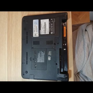 Mini portátil Toshiba Atom