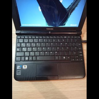 Mini portátil Toshiba Atom