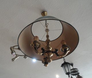 Lámpara clásica 3 luces tulipa metal