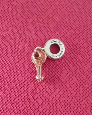 Pandora Charm Llave Corazón rose