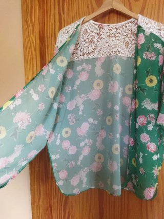 Blusa-Chaqueta floral