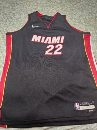 Camiseta Miami Butler 22-Nike,TallaXXL,niño178cm.