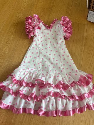 Traje de flamenca niña lunares rosa. 5-6 años