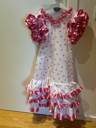 Traje de flamenca niña lunares rosa. 5-6 años