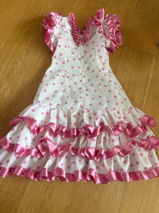 Traje de flamenca niña lunares rosa. 5-6 años