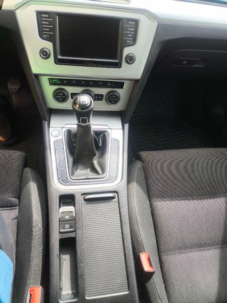 Volkswagen Passat 2015 1.8L