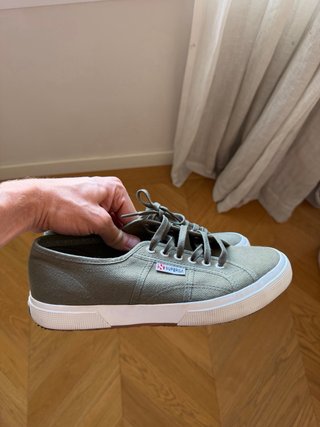 Zapatillas Superga Verde Oliva (una puesta)