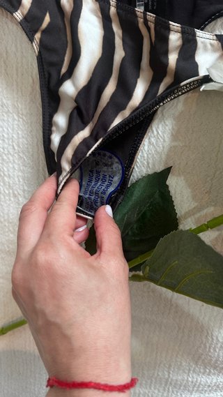 Bikini estampado cebra Zara