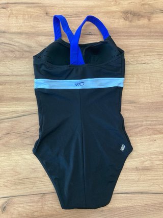 Bañador talla S-M del Décathlon