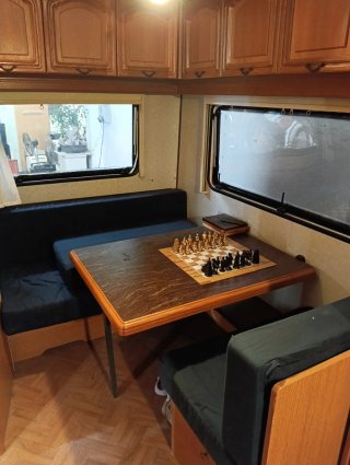 Caravana Hobby Prestige con papeles
