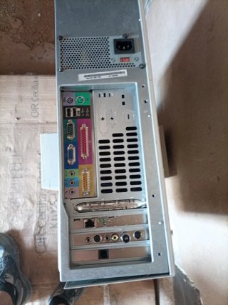 Ordenador IBM Beige Windows 98