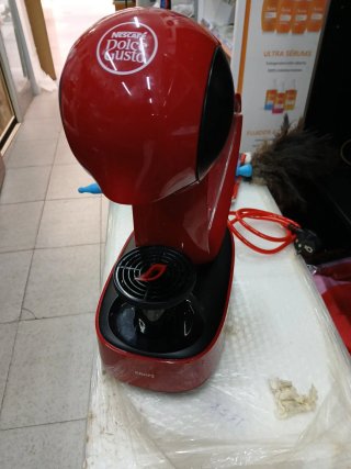 Cafetera Nescafé Dolce Gusto Roja
