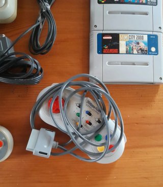Super Nintendo SNES  + 4 Giochi