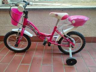 Bici bimba rosa con cestino